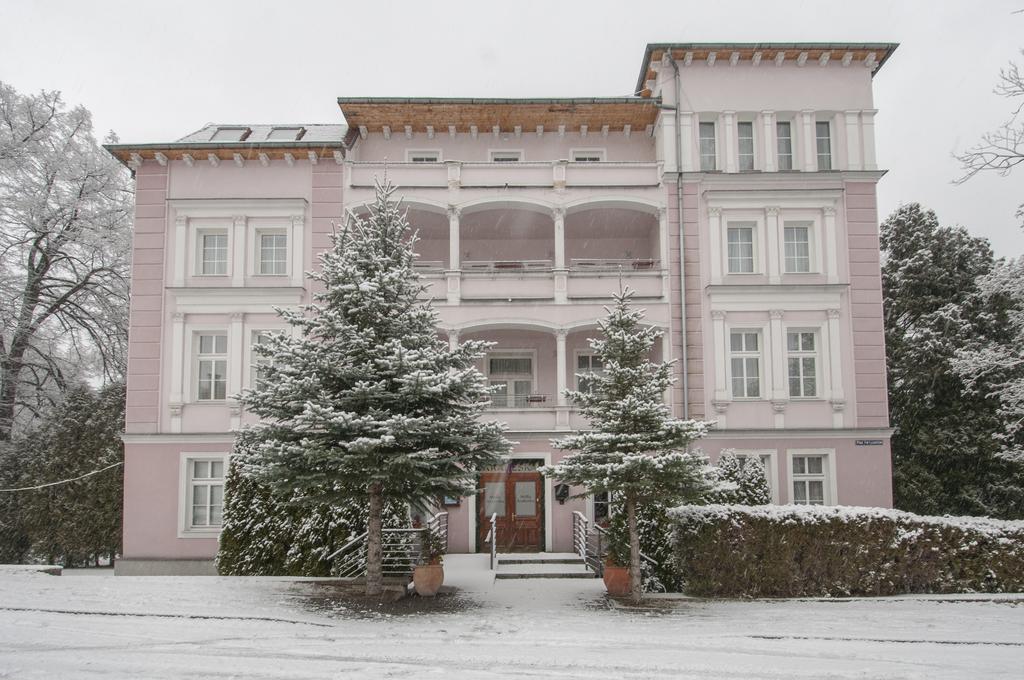 Willa Arabeska Lądek-Zdrój Exteriér fotografie